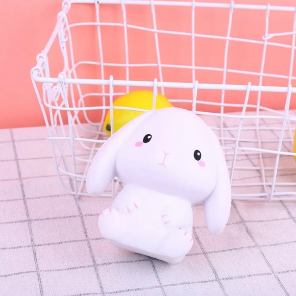 💕🐰Slow rising bunny squishy - Picture 3 of 4